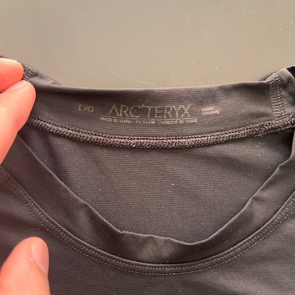 Arc’teryx base layer - Picture 3 of 6
